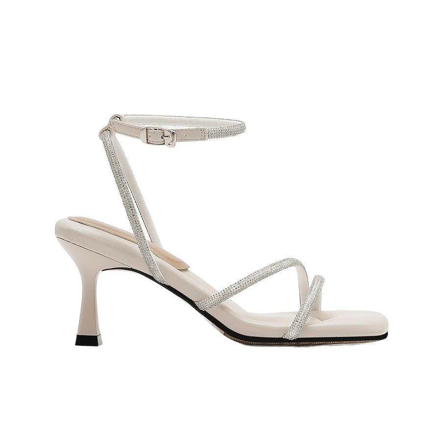 Rhinestone Sandals With Drooping Feeling